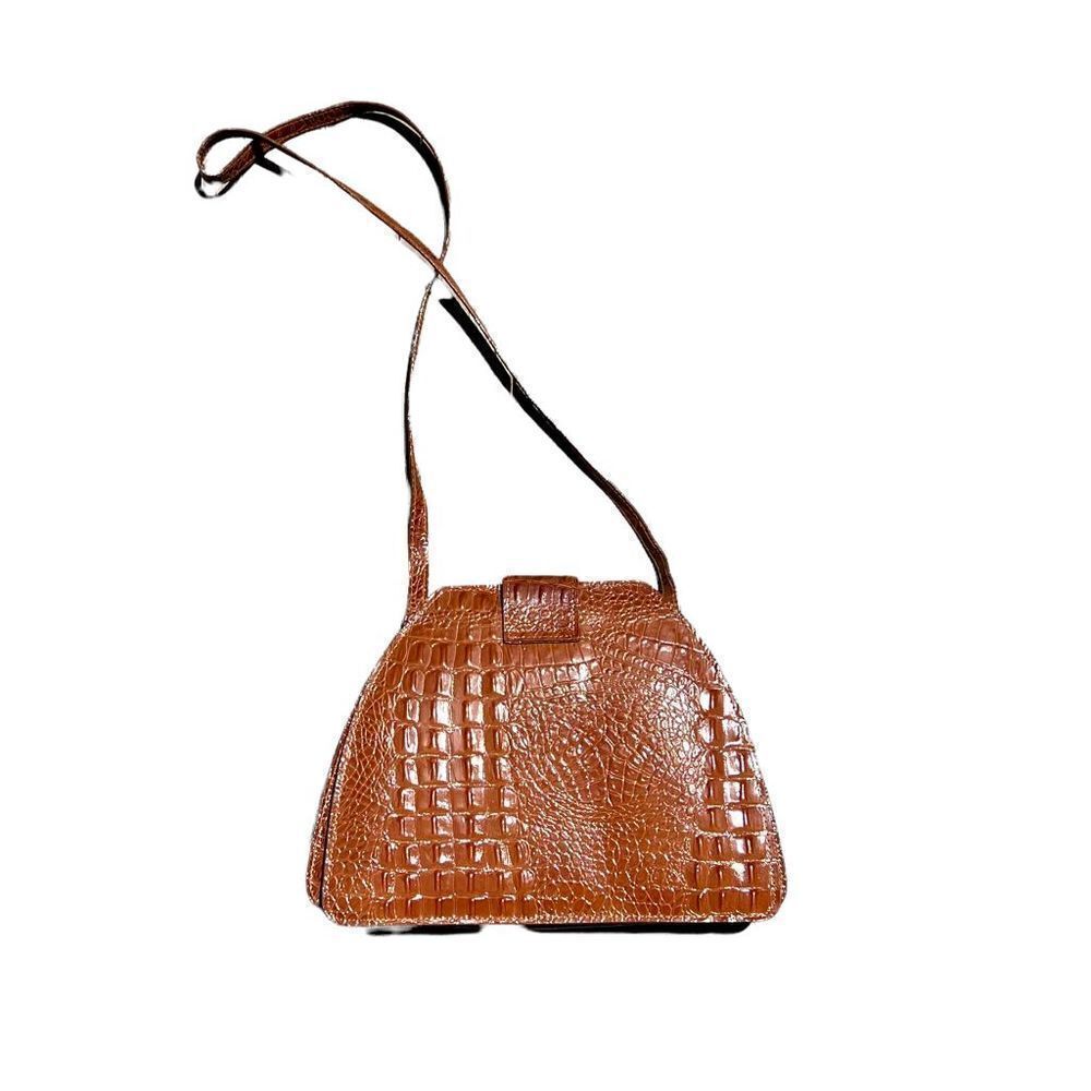 Faux Leather Purse With Single Clasp - Picture 2 of 6